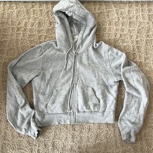Brandy Melville cropped sweatshirt